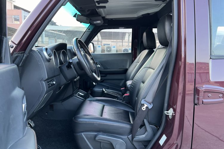 Used BAIC Off-Road BJ40 2016 40L 2.0T Manual All-Wheel Drive Prestige Edition
