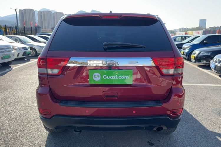 Used Jeep Grand Cherokee 2011 Revised Version 3.6L Comfort Edition
