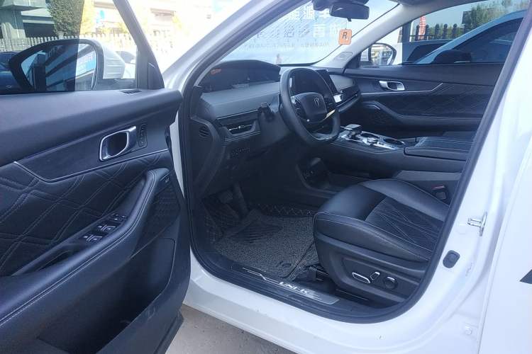 Used CHANGAN UNI-K iDD 2023 Smart Electric iDD 1.5T 135km Smart Leading Model
