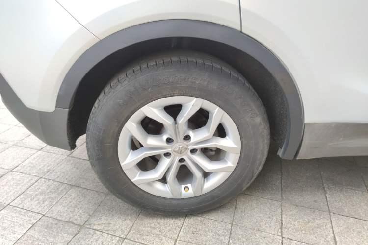 Used BORGWARD BX5 2017 20TGDI Automatic Two-Wheel Drive Pioneer Edition