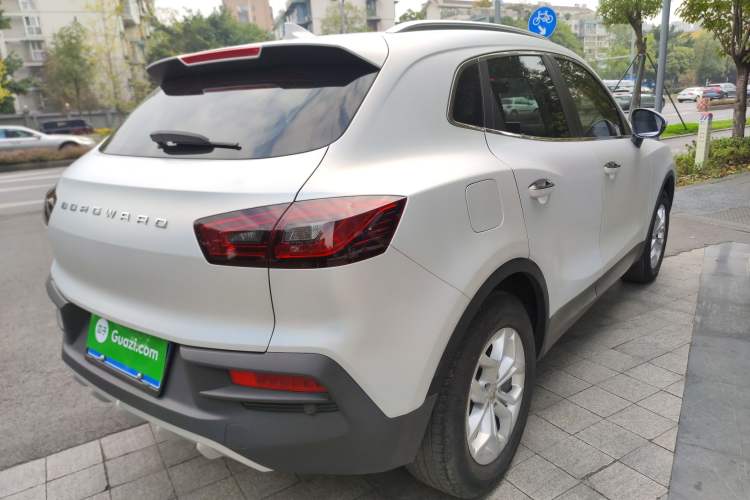 Used BORGWARD BX5 2017 20TGDI Automatic Two-Wheel Drive Pioneer Edition