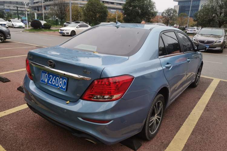 Used BYD Surui 2015 Revised Version 1.5L Manual Luxury Edition