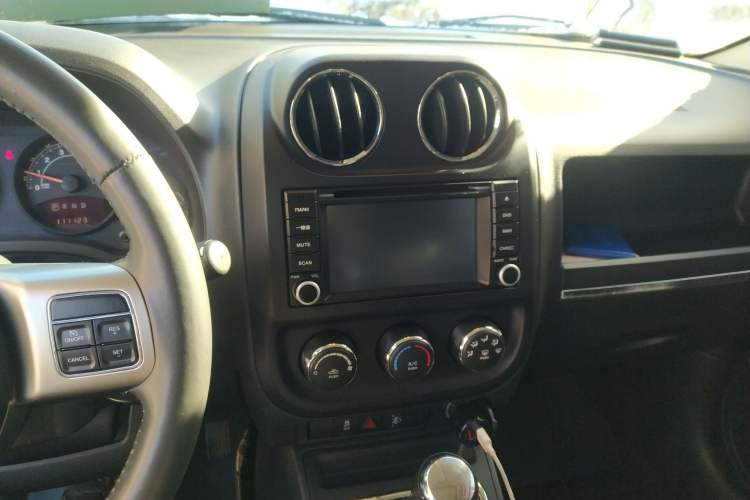 Used Jeep Patriot 2014 2.0L Sport Enhanced Edition
