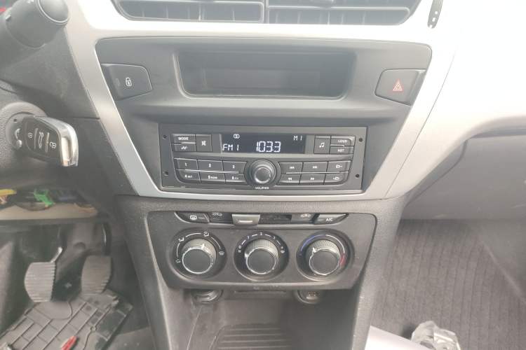 Used Peugeot 301 2018 1.6L Manual Comfort Edition Audio And AC Panel