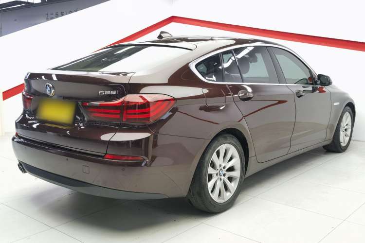Used BMW 5 Series GT 2014 528i Leading Model
