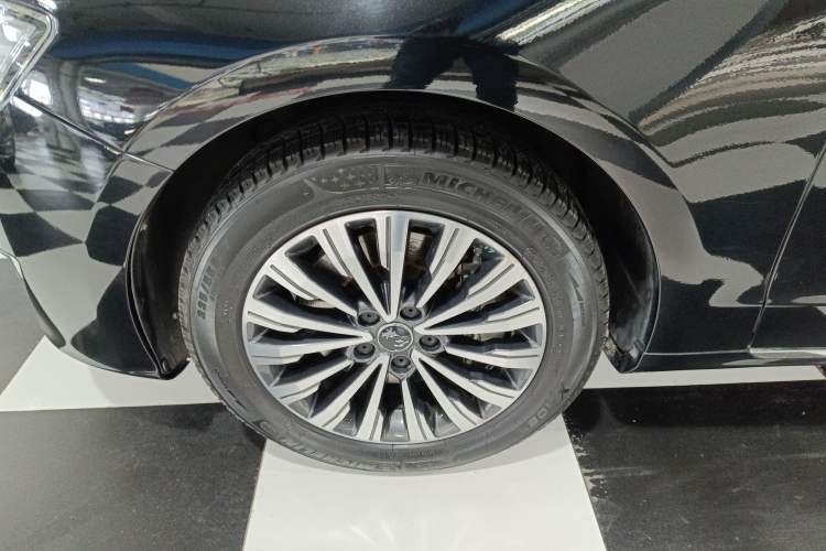 Used Hongqi H7 2018 2.0T Flagship Edition
