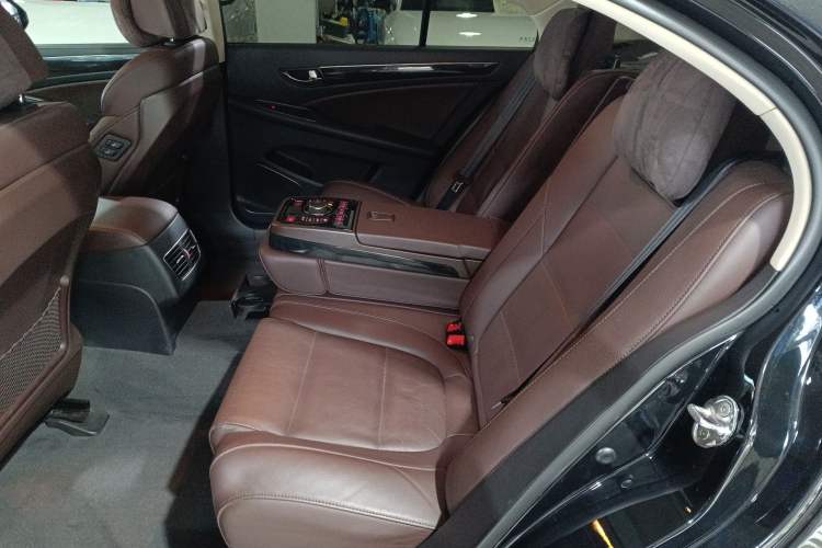 Used Hongqi H7 2018 2.0T Flagship Edition
