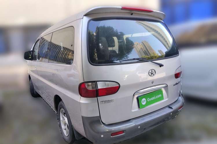 Used JAC Refine 2011 2.0L Shuttle Gasoline Comfort Edition HFC4GA3
