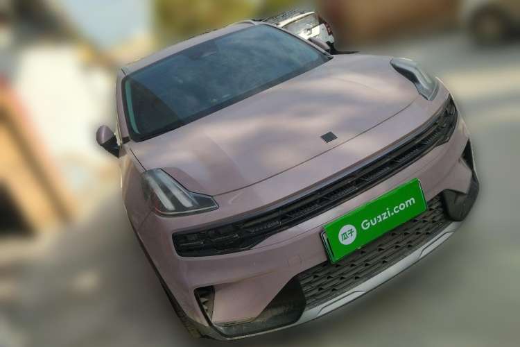 Used Lynk & Co 06 EM-P 2022 PHEV Shero Pink Special Edition Front Right 45 Deg