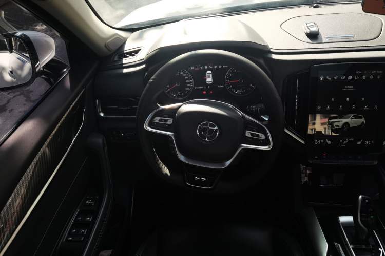 Used Brilliance V7 2018 280T DCT Prestige 5-Seater