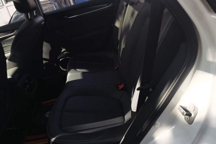 Used Brilliance V7 2018 280T DCT Prestige 5-Seater