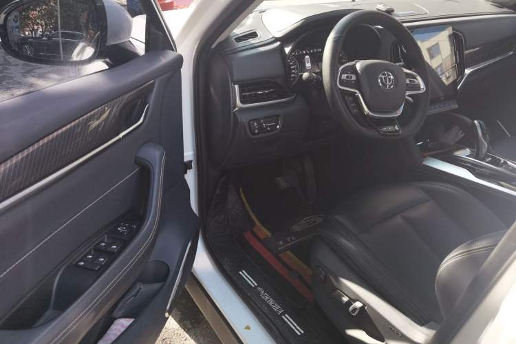 Used Brilliance V7 2018 280T DCT Prestige 5-Seater