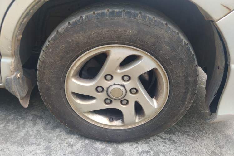 Used Jinbei Grace 2008 2.0L Zhi Ling Base Version (Long Wheelbase) 9-Seater 4G20D4L