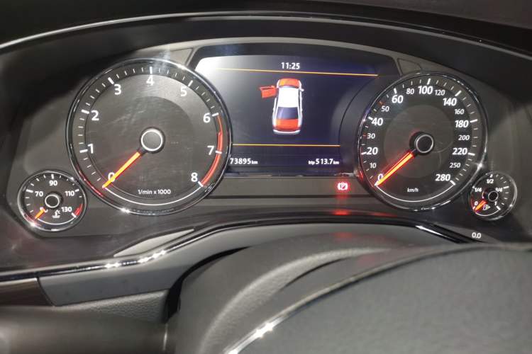 Used Volkswagen Phideon 2018 Revised Version 380TSI Two-Wheel Drive Business Edition
