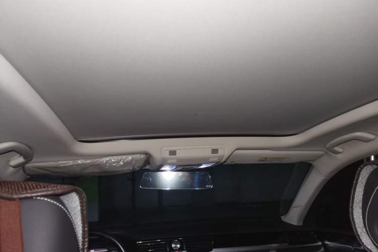 Used Volkswagen Phideon 2018 Revised Version 380TSI Two-Wheel Drive Business Edition
