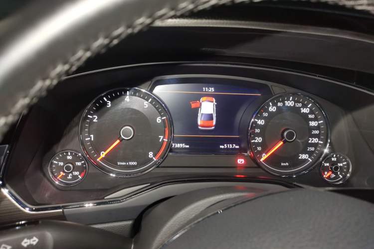 Used Volkswagen Phideon 2018 Revised Version 380TSI Two-Wheel Drive Business Edition
