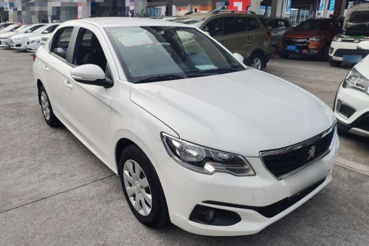 Used Peugeot 301 2018 1.6L Manual Comfort Edition Front Right 45 Deg