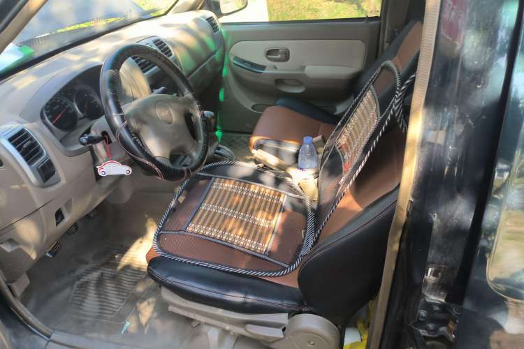 Used JMC Baodian 2015 2.8T New Fashion Diesel Two-Wheel Drive Comfort Edition JX493ZLQ4C
