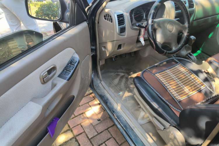 Used JMC Baodian 2015 2.8T New Fashion Diesel Two-Wheel Drive Comfort Edition JX493ZLQ4C
