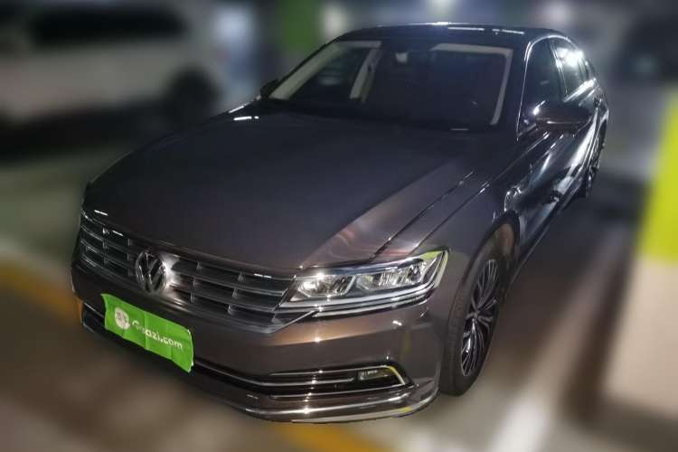 Used Volkswagen Phideon 2018 Revised Version 380TSI Two-Wheel Drive Business Edition