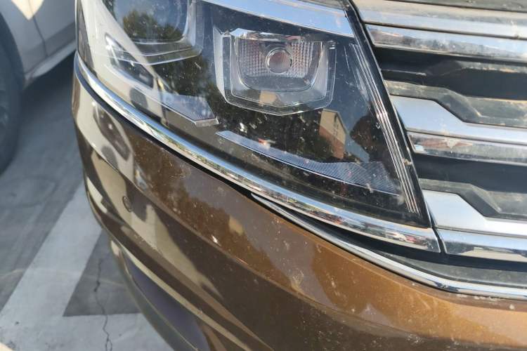 Used Volkswagen Cross Lavida 2017 230TSI DSG Luxury Edition
