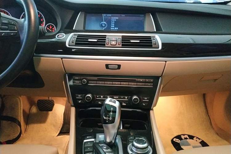 Used BMW 5 Series GT 2010 535i Leading Model