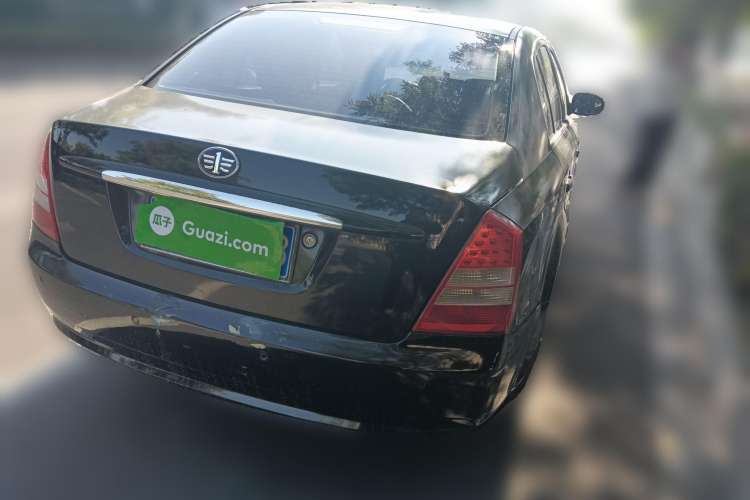 Used Bestune B70 2011 2.0L automatic luxury edition
