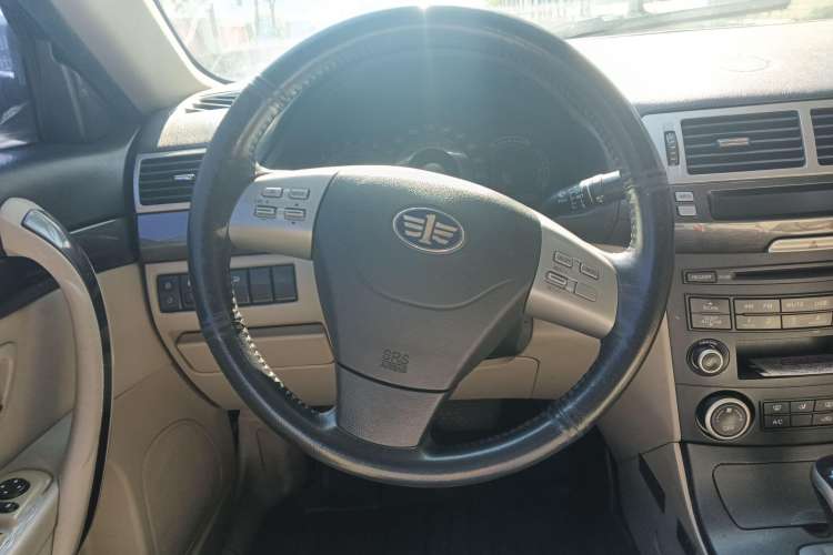 Used Bestune B70 2011 2.0L automatic luxury edition
