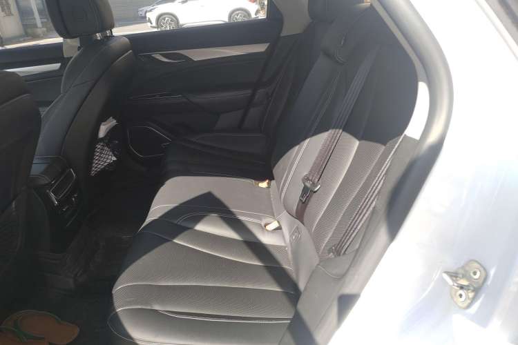 Used Geely Auto Emgrand GT New Energy 2018 1.5T PHEV Yaoxiang Edition Left Rear Seat