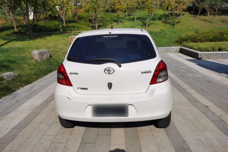 Used Toyota Yaris 2011 1.6E Automatic Charm Edition

