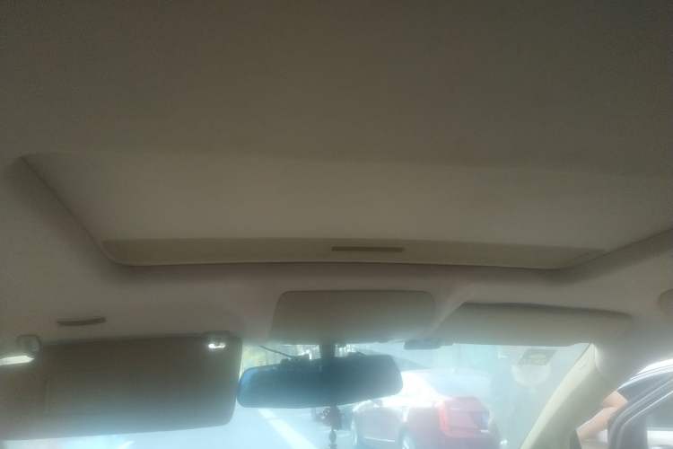 Used Volkswagen Touran 2008 1.8T ZhiZun Edition Automatic 5-Seater Headliner