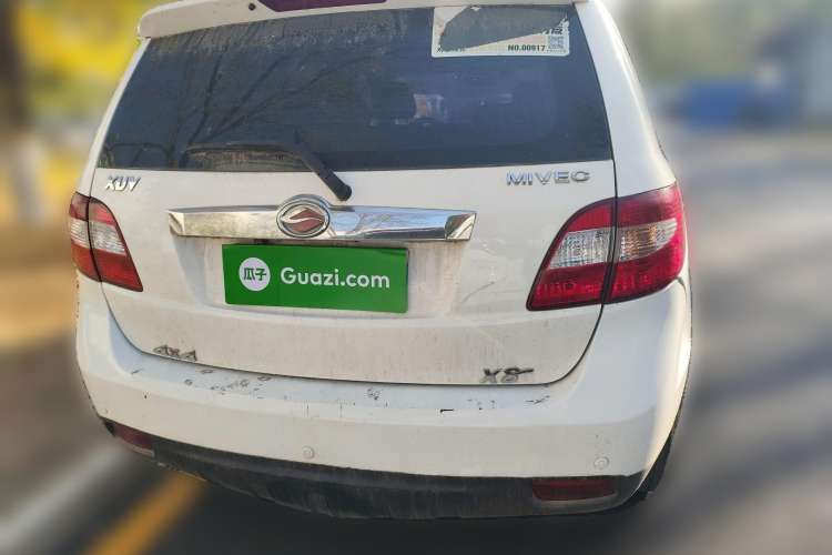 Used Land X8 2012 Explorer Edition 2.4L Gasoline 4X2 Ultra-Luxury Model
