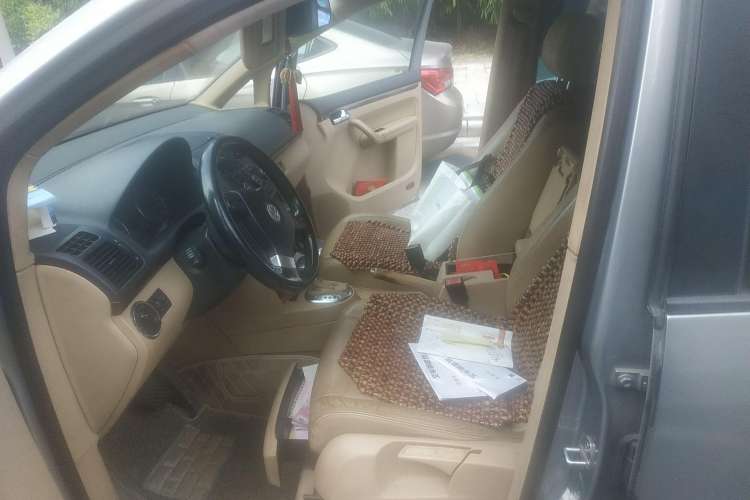 Used Volkswagen Touran 2008 1.8T ZhiZun Edition Automatic 5-Seater Left Front Seat