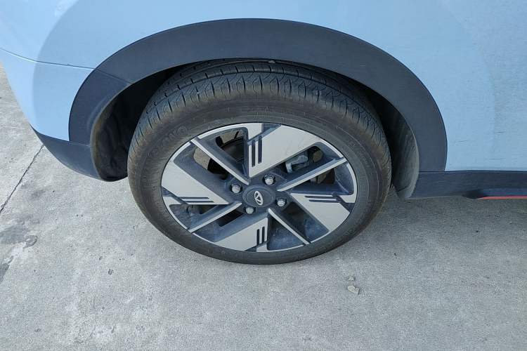 Used Chery New Energy Boundless Pro 2022 301km "WoW" Edition Lithium Iron Phosphate
