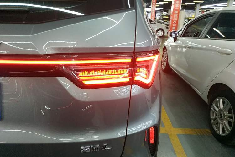 Used Geely Auto Jiajie 2023 Geely Jiaji L 1.5TD DCT Luxury Model