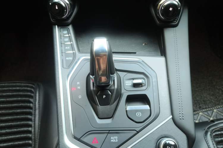 Used Lynk & Co 01 2021 2.0TD Two-Wheel-Drive Pro Trim