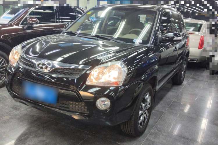 Used Hyundai Tucson 2013 2.0L Manual Two-Wheel Drive Fashion Edition