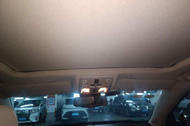 Used Cadillac SRX 2011 3.0L Luxury Model
