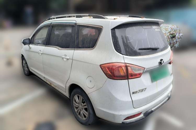 Used FAW Yingzhi 737 2015 1.5L Manual Deluxe Navigation Version