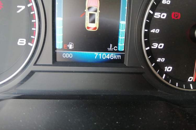 Used Zotye T700 2017 1.8T Dual-Clutch Luxury Model
