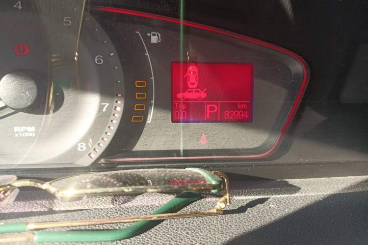 Used Roewe 550 2012 550 1.8L Automatic Value Edition
