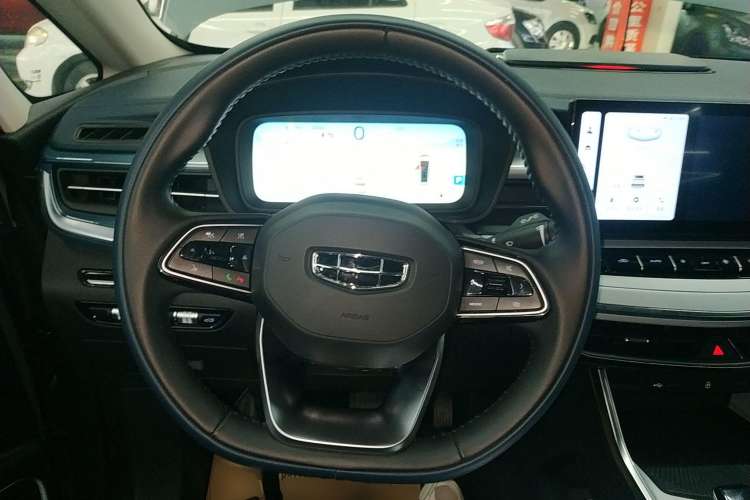 Used Geely Auto Jiajie 2023 Geely Jiaji L 1.5TD DCT Luxury Model