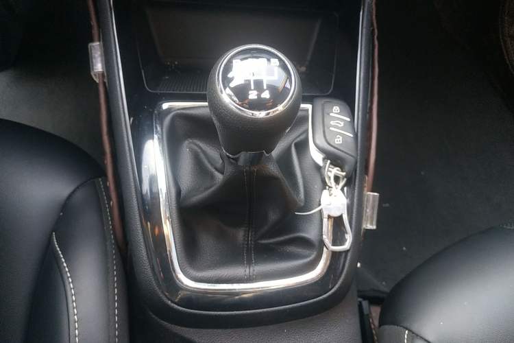 Used Roewe i5 2020 1.5L Manual 4G Connect Leehao Flagship Edition