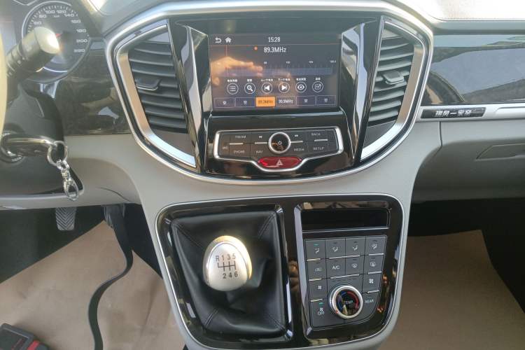 Used JAC Refine M4 2017 1.9T Diesel Manual Luxury Model