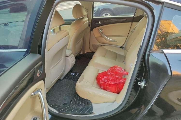 Used Citroen C5 2010 2.0L Manual Comfort Edition
