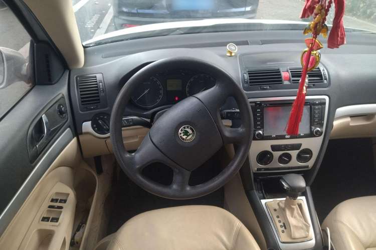 Used Skoda Octavia 2009 1.6L Automatic Elegance Edition
