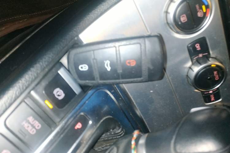 Used Volkswagen CC 2013 1.8TSI Luxury Model Vehicle Key