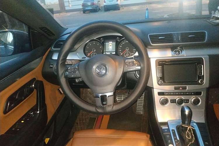 Used Volkswagen CC 2013 1.8TSI Luxury Model Steering Wheel