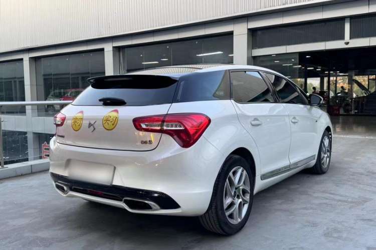 Used DS 5 2013 1.6T Elegant Edition THP160