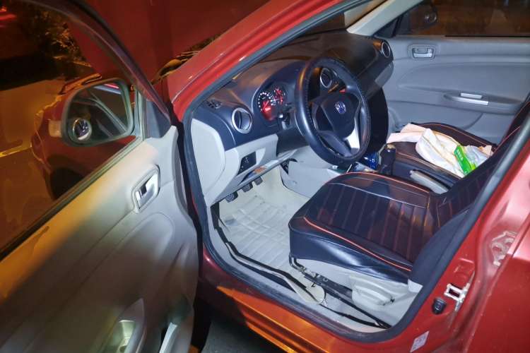 Used Changan Alsvin V3 2012 1.3L Manual Comfort Version China IV Standard
